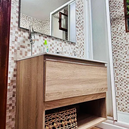 Ruz Apartment *